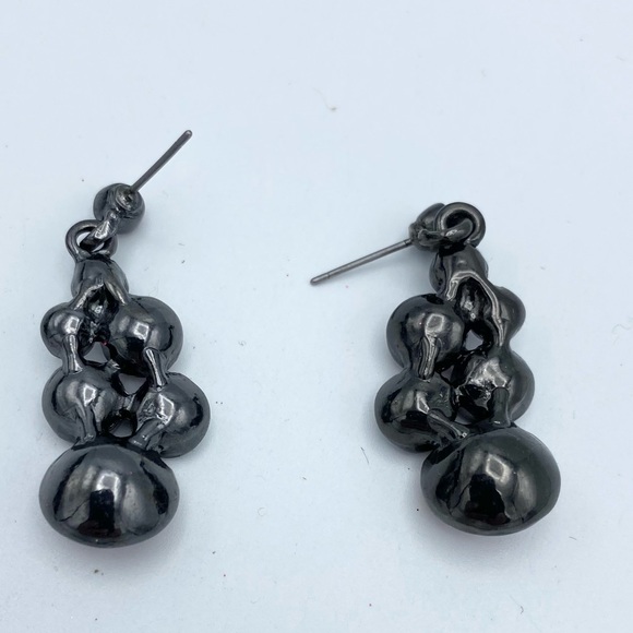 Faux Garnets Red Multi Faceted Gunmetal Tone Dangling Pierced Earrings - Picture 4 of 9